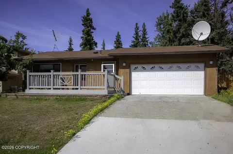 12624 Breckenridge Dr, Eagle River, AK 99577