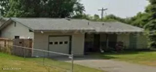5600 Kennyhill Dr, Anchorage, AK 99504