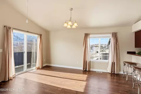 Living - 20610 Mountainside Dr, Eagle River, AK 99577 photo 5 of 8