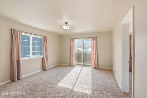 Bedroom - 20610 Mountainside Dr, Eagle River, AK 99577 photo 8 of 9