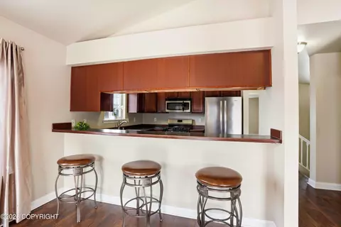 Kitchen - 20610 Mountainside Dr, Eagle River, AK 99577 photo 5 of 5