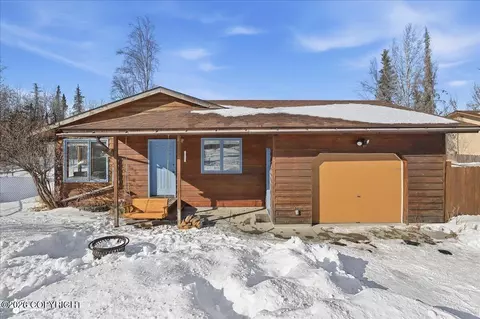 313 Cindy Cir, Kenai, AK 99611
