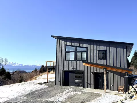 681 Nelson Ave, Homer, AK 99603