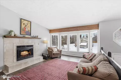 9621 Nizki Cir, Eagle River, AK 99577 photo 3