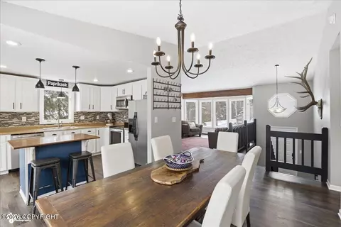 9621 Nizki Cir, Eagle River, AK 99577 photo 6