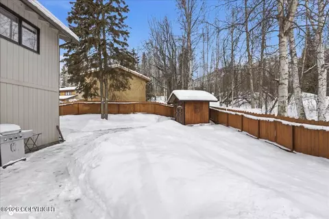 9621 Nizki Cir, Eagle River, AK 99577 photo 34