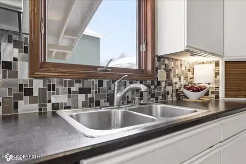 Kitchen - 18146 Harbor Point Loop, Eagle River, AK 99577 photo 2 of 4