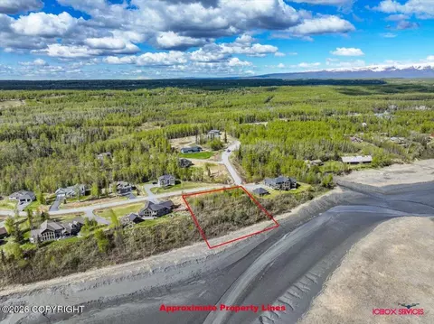 7061 S Hayfield Rd, Wasilla, AK 99654