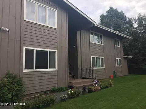 8621 Molanary Dr, Anchorage, AK 99502