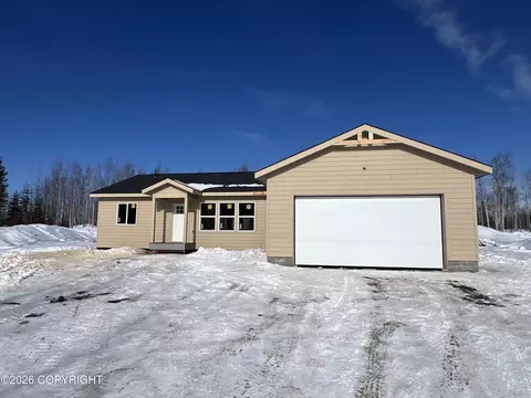 13473 W Maplewood Dr, Big Lake, AK 99623