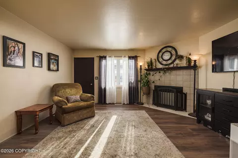 Living - 457 Dailey Ave # E22, Anchorage, AK 99515 photo 1 of 2