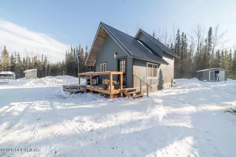 34415 Cedar Ct, Sterling, AK 99672