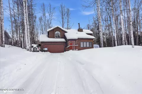 Exterior - 22676 Sampson Dr, Chugiak, AK 99567 photo 2 of 19