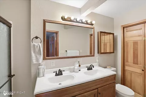 Bath - 22676 Sampson Dr, Chugiak, AK 99567 photo 1 of 4