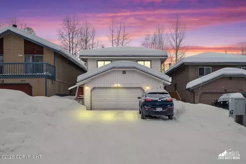 6010 Longoria Cir, Anchorage, AK 99504