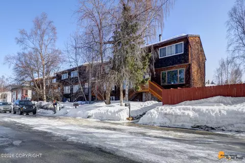 3035 Telequana Dr, Anchorage, AK 99517