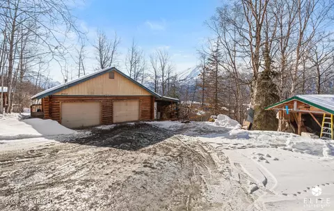 Exterior - 25418 Eagle River Rd, Eagle River, AK 99577 photo 2 of 7