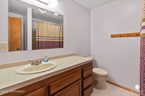 Bath - 25418 Eagle River Rd, Eagle River, AK 99577 photo 3 of 4