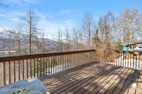 Exterior - 25418 Eagle River Rd, Eagle River, AK 99577 photo 5 of 7
