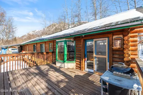 Exterior - 25418 Eagle River Rd, Eagle River, AK 99577 photo 3 of 7
