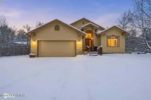 11540 E Verde Cir, Palmer, AK 99645