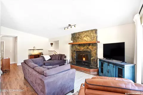 Living - 24419 Thunderbird Dr, Chugiak, AK 99567 photo 2 of 2
