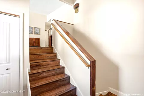 Entry Way - 24419 Thunderbird Dr, Chugiak, AK 99567 photo 2 of 3