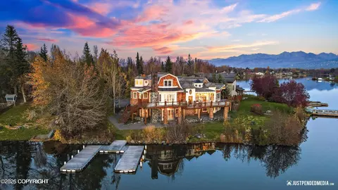 3806 N Point Cir, Anchorage, AK 99502