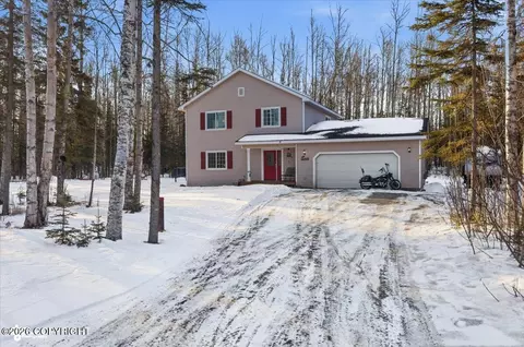 6628 W Reiner Cir, Wasilla, AK 99623