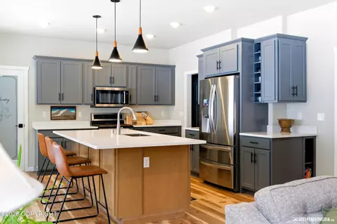 Kitchen - 27365 Vantage Ave, Eagle River, AK 99577 photo 1 of 5
