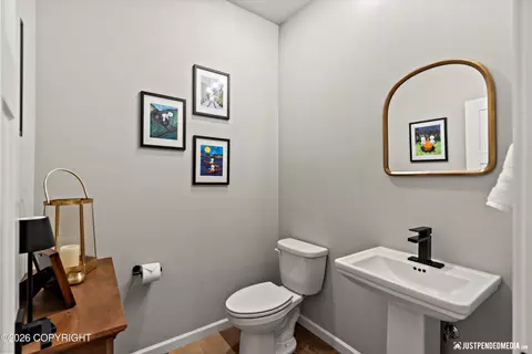 Bath - 27365 Vantage Ave, Eagle River, AK 99577 photo 2 of 10