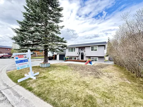 3731 Gary Cooper Cir, Anchorage, AK 99507