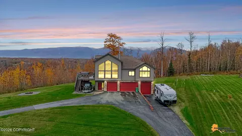 6033 E Westview Cir, Wasilla, AK 99654