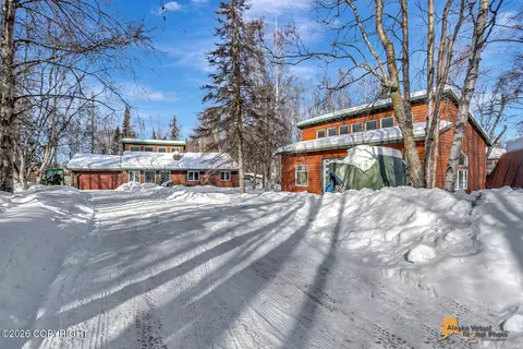 12240 Wagner St, Anchorage, AK 99516