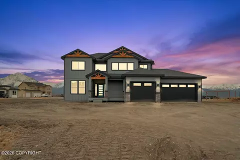 6688 E Preservation Dr, Palmer, AK 99645