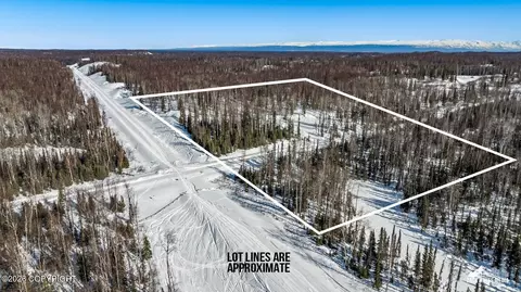 25275 W Susitna Pkwy, Big Lake, AK 99652
