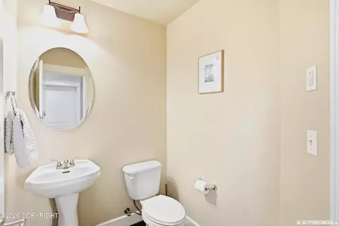 13137 Rosser Dr, Eagle River, AK 99577 photo 23