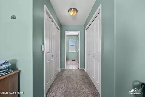 Entry Way - 2005 Casey Cusack Loop, Anchorage, AK 99515 photo 4 of 5