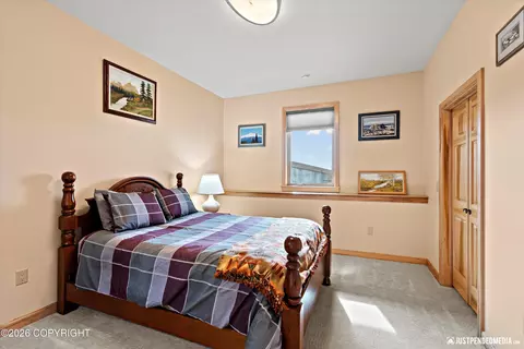 Bedroom - 18455 Mccrary Rd, Eagle River, AK 99577 photo 5 of 8