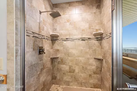 Bath - 18455 Mccrary Rd, Eagle River, AK 99577 photo 9 of 12