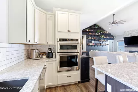 Kitchen - 25413 Mc Intyre Rd, Eagle River, AK 99577 photo 6 of 8