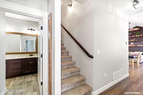 Entry Way - 25413 Mc Intyre Rd, Eagle River, AK 99577 photo 3 of 4
