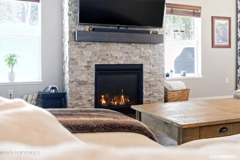 Living - 25413 Mc Intyre Rd, Eagle River, AK 99577 photo 3 of 4