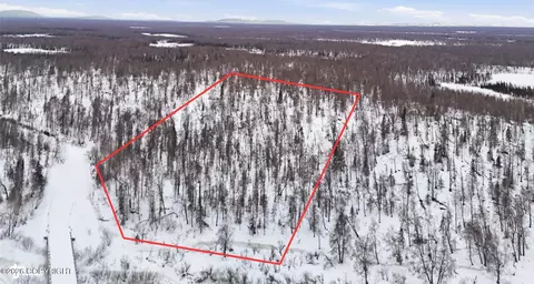 39830 S Oilwell Rd, Trapper Creek, AK 99683