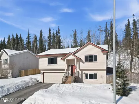 19311 Trail Bay Dr, Eagle River, AK 99577 photo 3