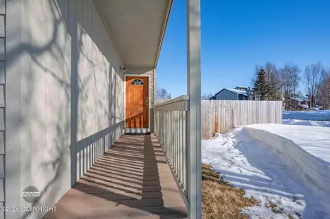 1850 Vashon Cir, Anchorage, AK 99515 photo 4