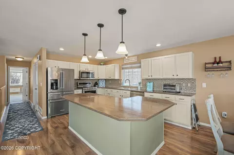 1850 Vashon Cir, Anchorage, AK 99515 photo 9