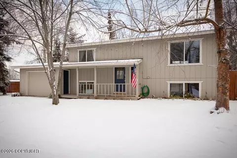 11301 Bridger Cir, Eagle River, AK 99577