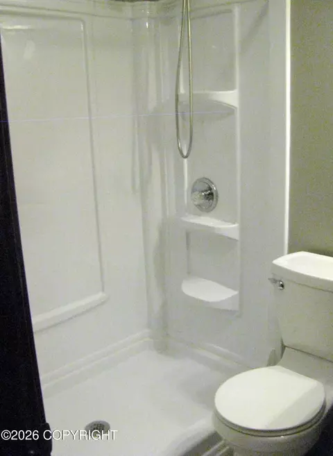 Bath - 11301 Bridger Cir, Eagle River, AK 99577 photo 1 of 2