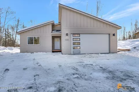 2249 N Skye Cir, Houston, AK 99694